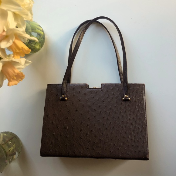 sophisticated chocolate brown leather hard shell shoulder/hand bag - Picture 3 of 16